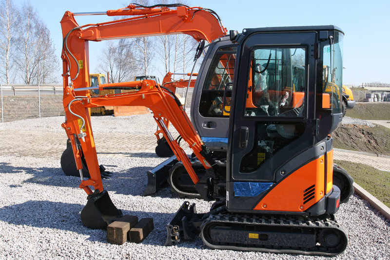 small digging machine hire